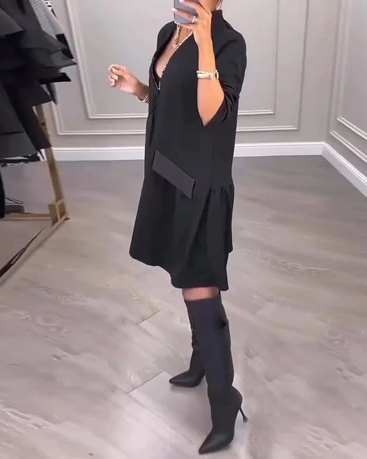 Skaista kleita ar V veida izgriezumu