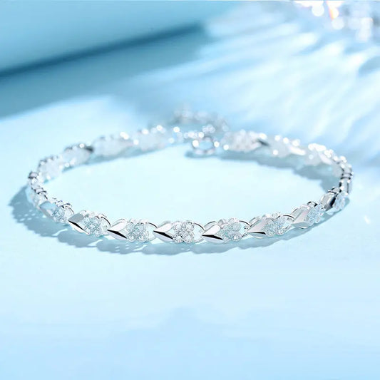 Sidabru pārklāta aproce