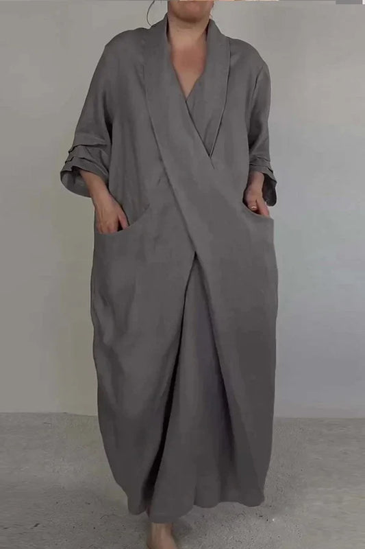 Brīva kritiena kokvilnas-linu kleita