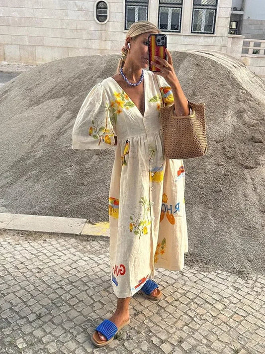 Lina kleita ar rakstiem