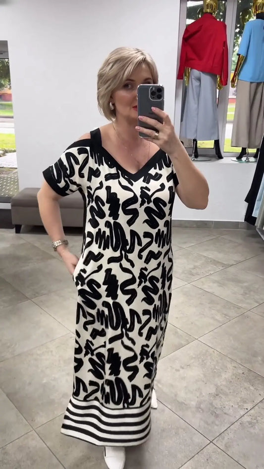 Eleganta un ērta kleita ar atklātiem pleciem