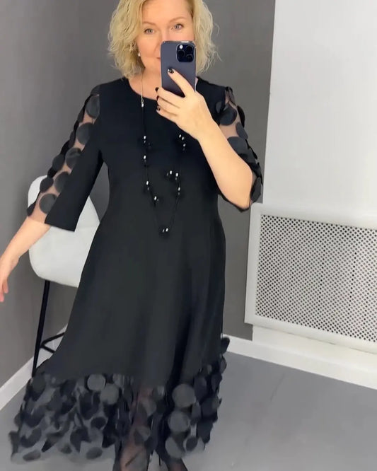 Skaista melna kleita