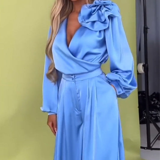 Elegantais satīna divdaļīgs komplekts