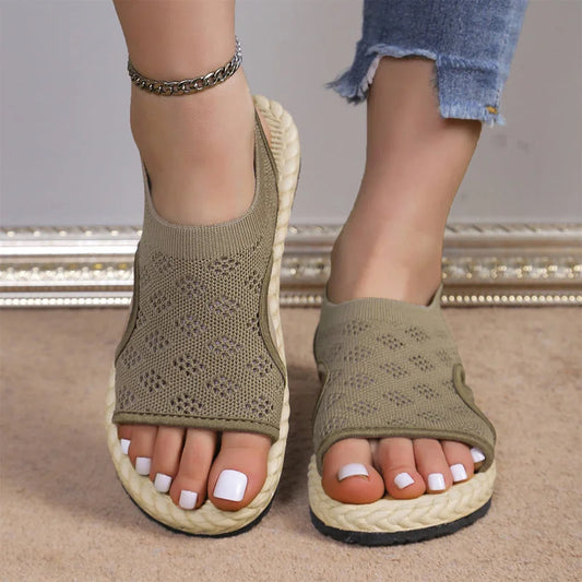 Sieviešu tīkliensāru sandales ar zema papēža zoli