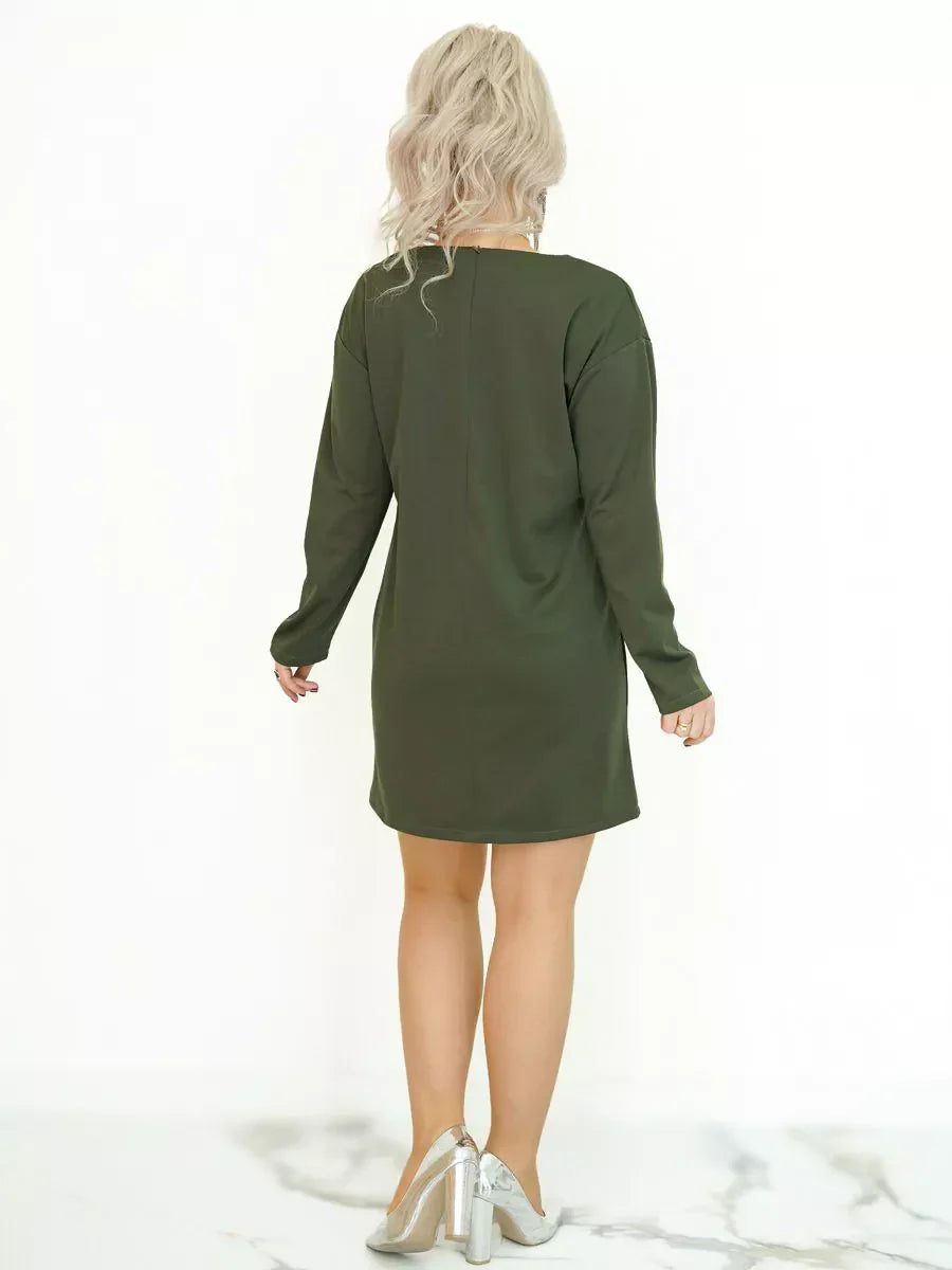 Modes un eleganta kleita ziemai