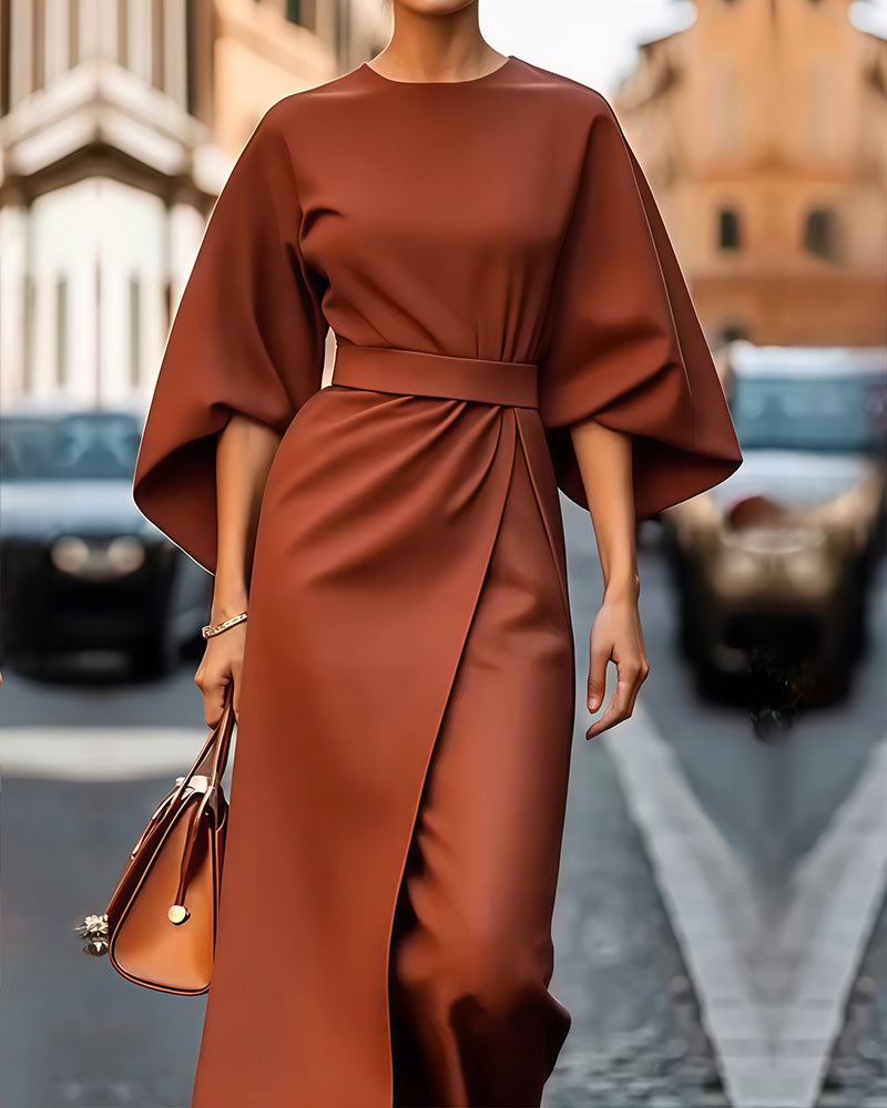 Eleganta sieviešu kleita