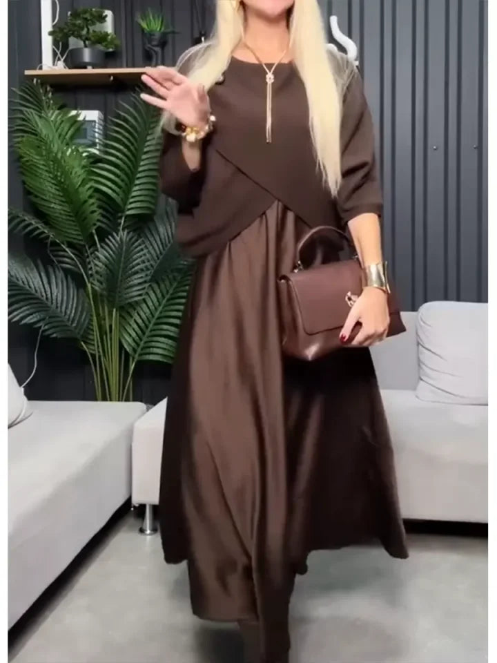 Divdaļīgs sieviešu komplekts: adīts džemperis un kleita