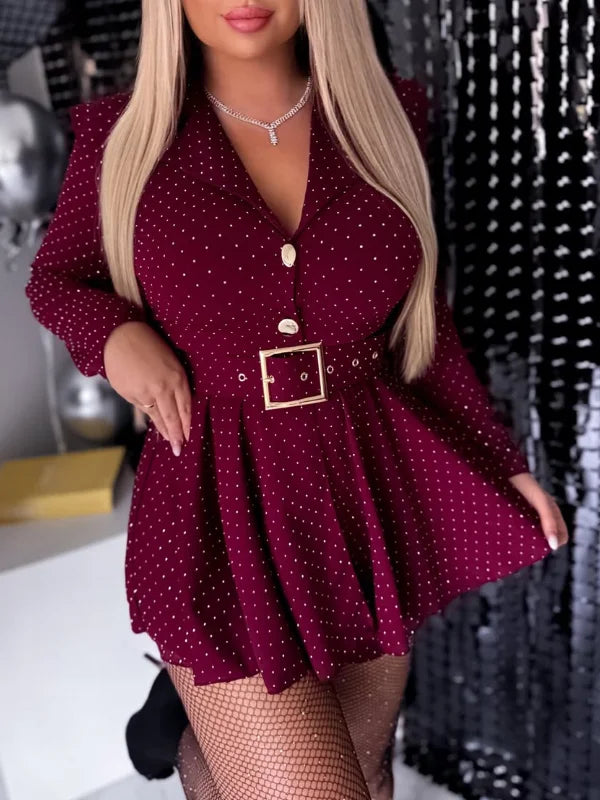 Žaketes kleita ar jostu