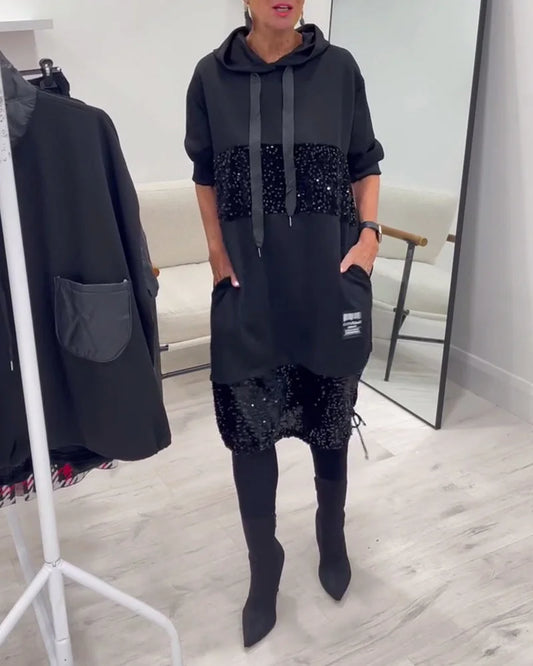 Ērta, modes kleita ar kapuci