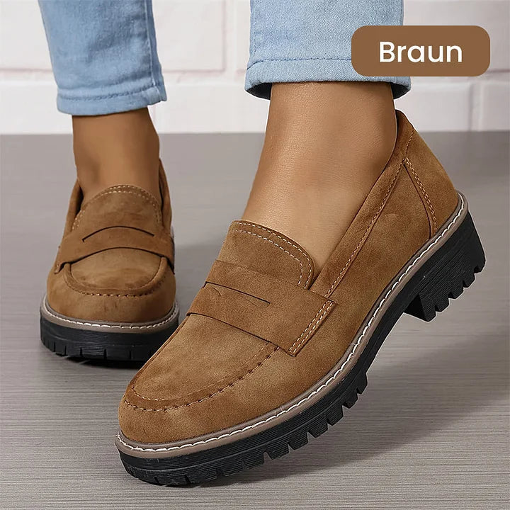 Ērti sieviešu rudens mokasīni