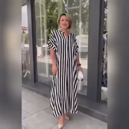 Svītraina kleita ar V veida izgriezumu