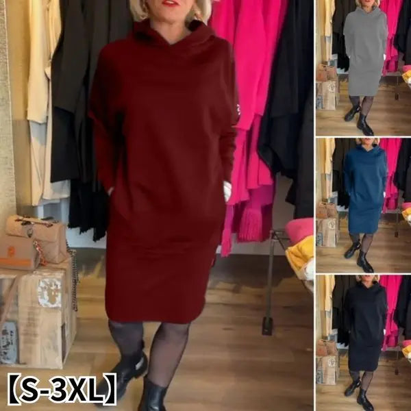 Brīvā laika kleita ar kapuci un kabatām