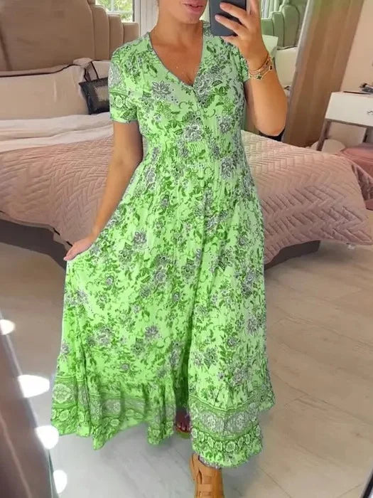 Brīva kleita ar ziedu apdruku