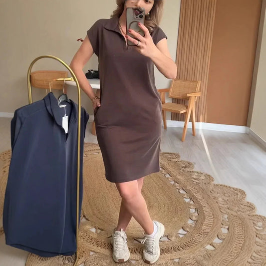 Sieviešu sporta stila brīvā laika kleita