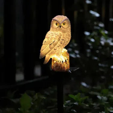 Ūdensizturīga saules enerģijas pūces lampa