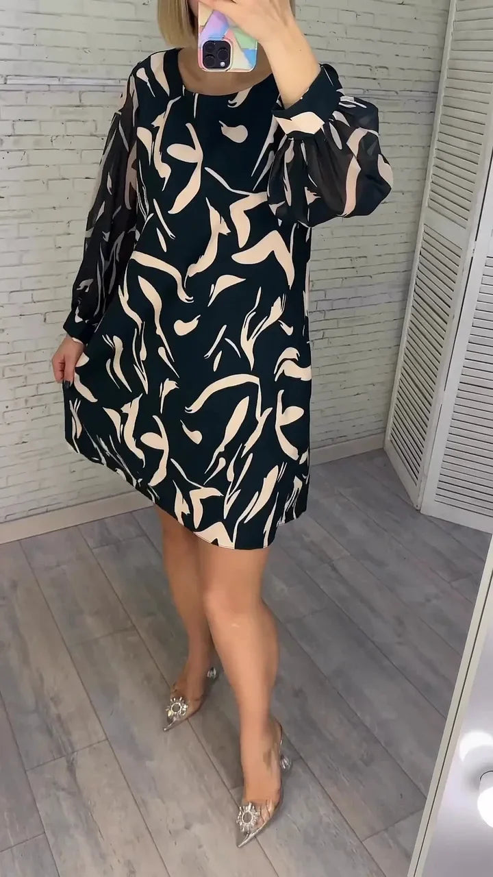 Jauna modīga kleita