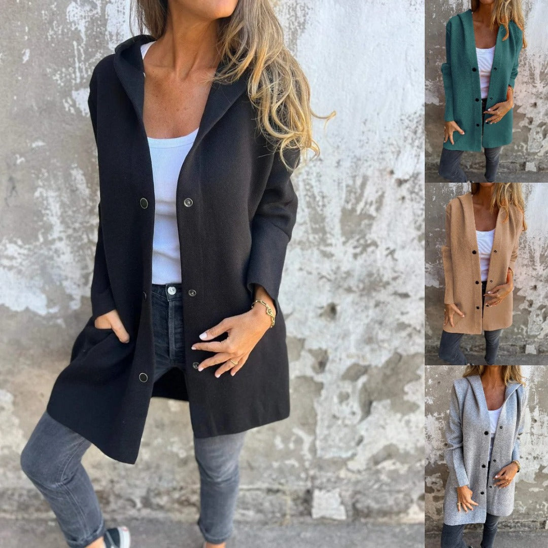 Sieviešu jaka ar kapuci