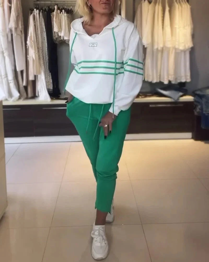 Divu daļu komplekts ar svītrotu augšu