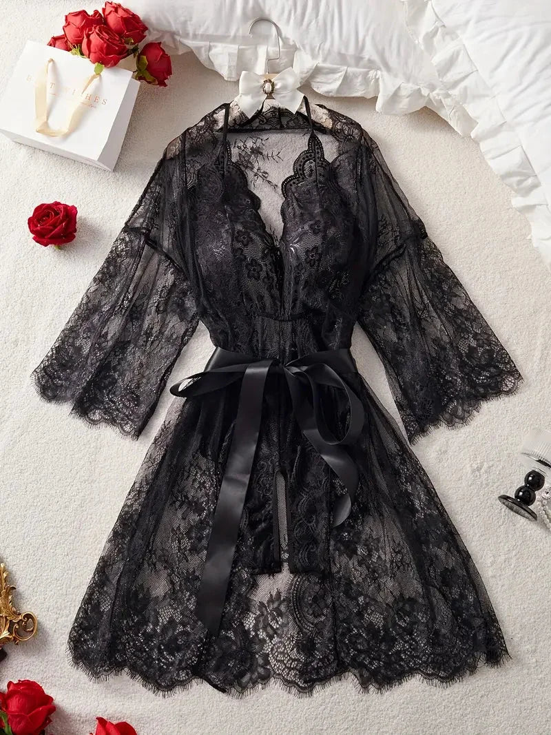 Sieviešu mežģīņu naktskreklu komplekts