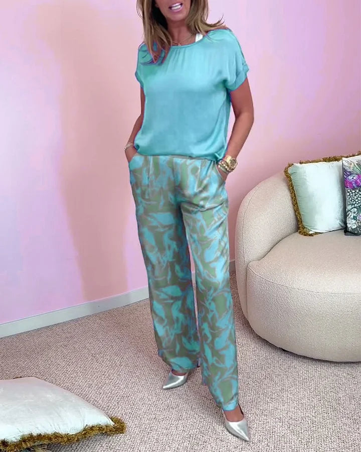 2025. gada īpaši ērts divdaļīgs komplekts