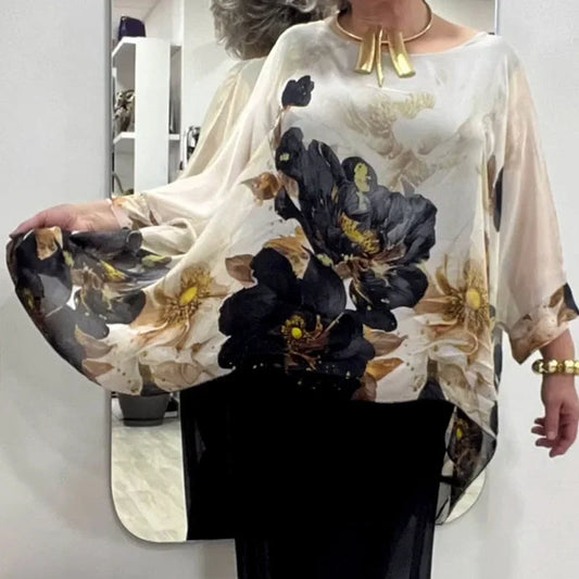 Skaista sieviešu blūze