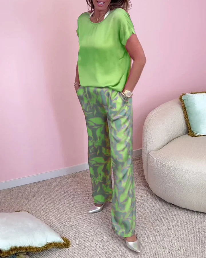 2025. gada īpaši ērts divdaļīgs komplekts