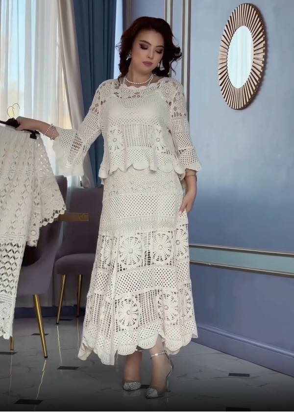 Sieviešu mežģīņu divdaļīgais uzvalks