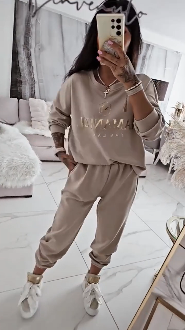 Sieviešu ikdienas komplekts, apdrukāta blūze un brīvas bikses