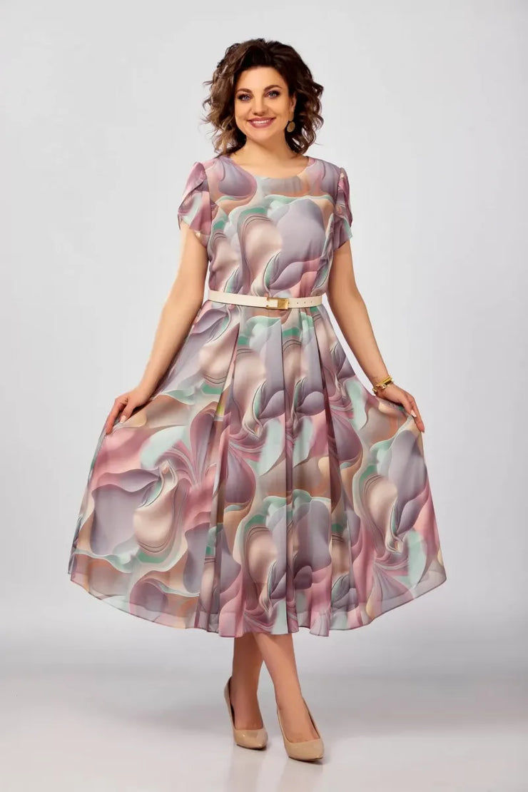 Jauna eleganta augstas kvalitātes kleita
