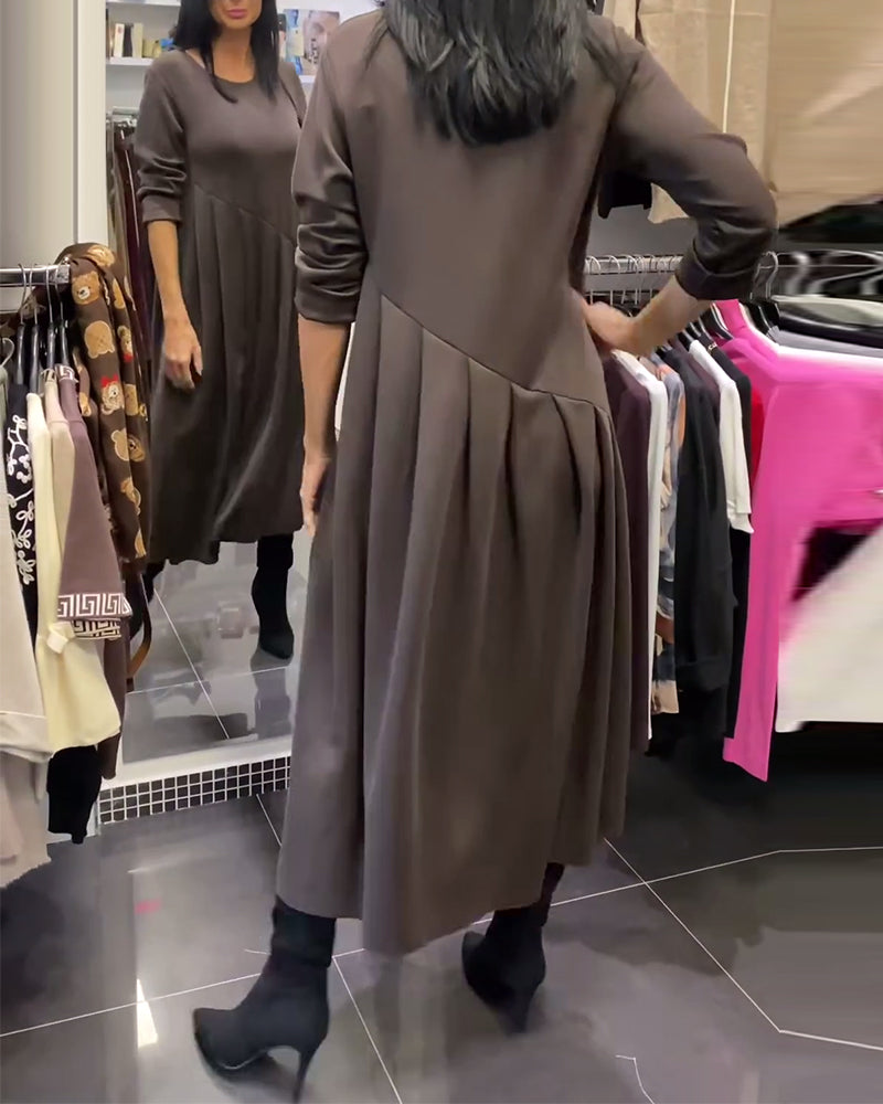 Vienkrāsaina ikdienas kleita