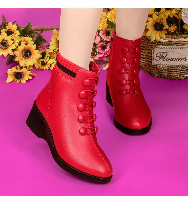 Siltas sieviešu kurpes ar papēdi