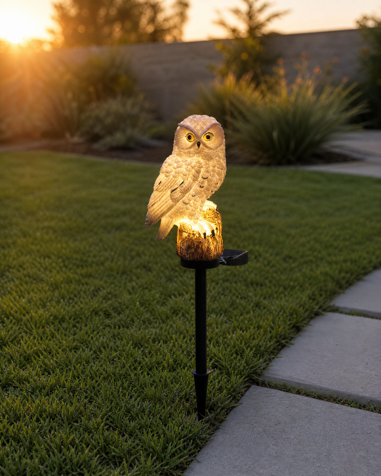 Ūdensizturīga saules enerģijas pūces lampa