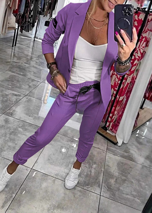 Rudens žakete un bikšu kostīms