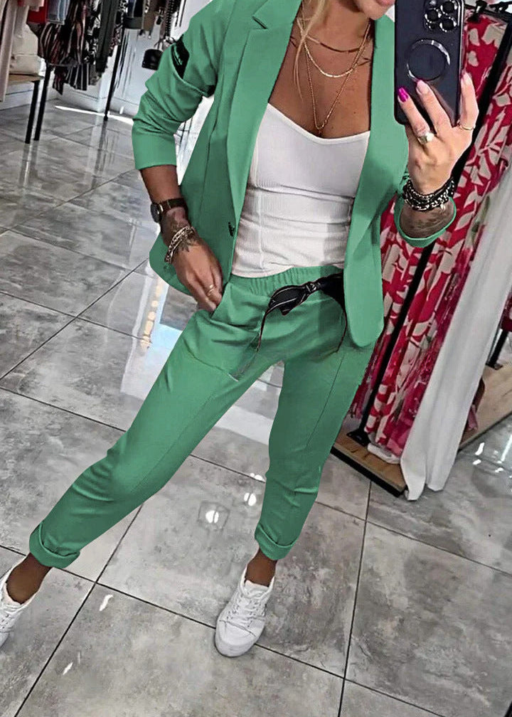 Rudens žakete un bikšu kostīms