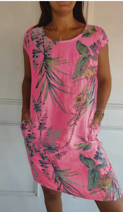 Sieviešu kleita ar rakstiem