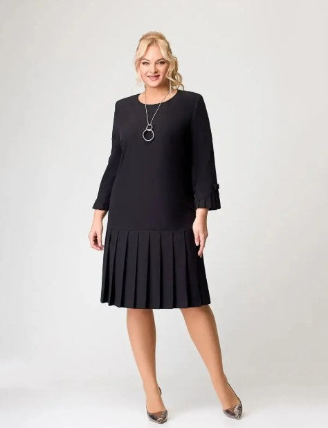 Kleita ar plisētu svārku