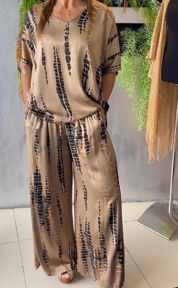 Satīna brīvā laika komplekts