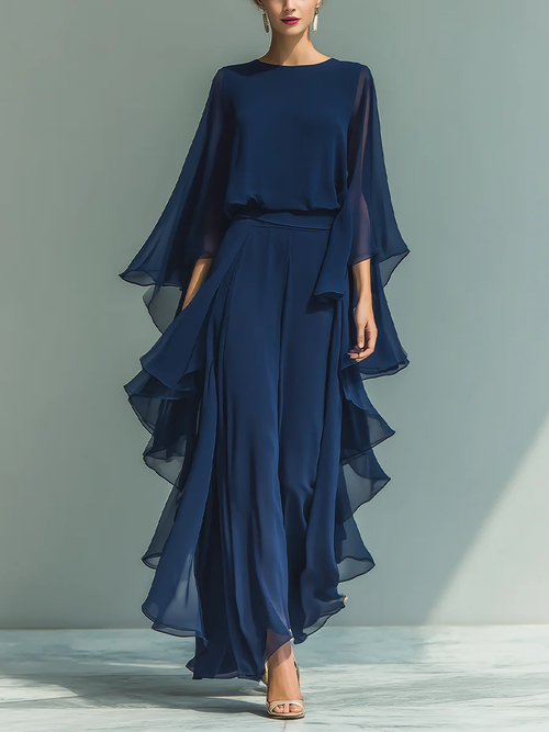 Elegants komplekts ar volāniem