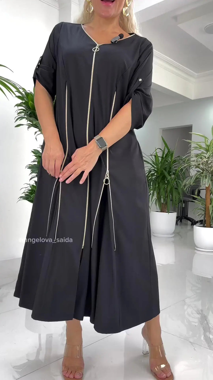 Kleita ar rāvējslēdzējiem