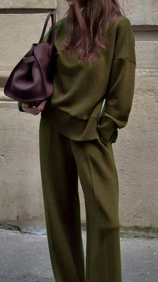 Modes augstas kakla ikdienas apģērbs