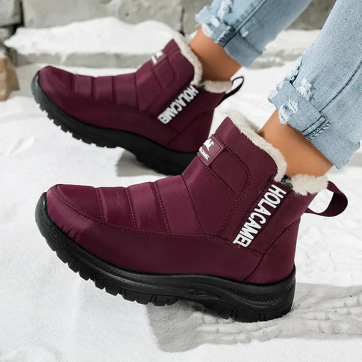 Sieviešu ziemas zābaki ar īpašu neslīdošu zoli