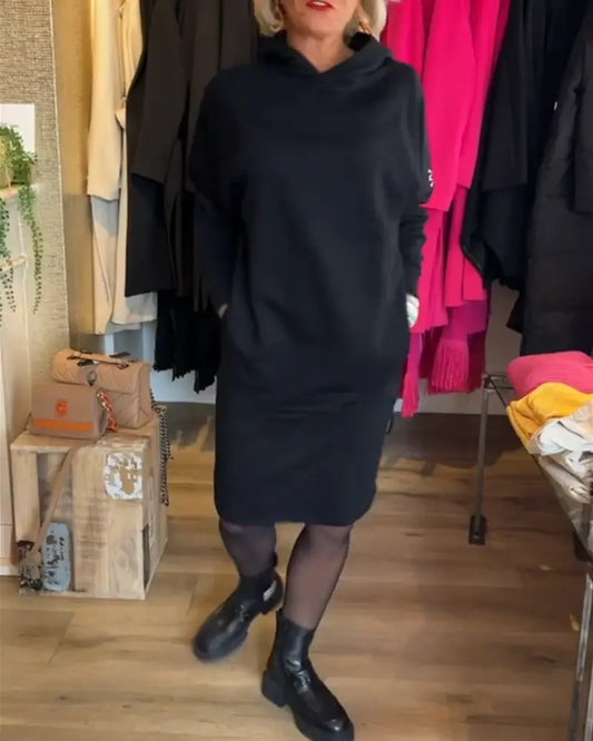 Garš džemperis ar kapuci un kabatām