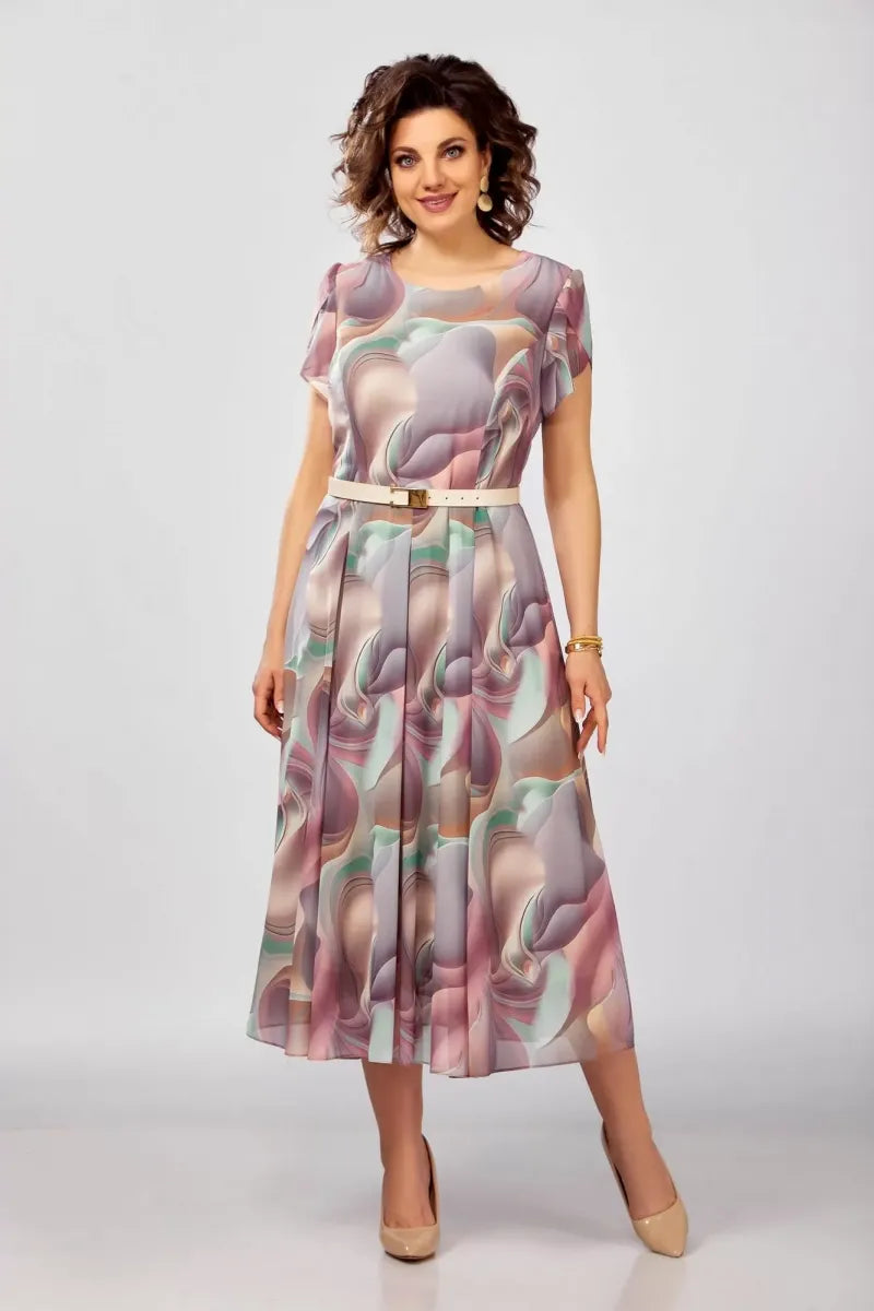 Jauna eleganta augstas kvalitātes kleita
