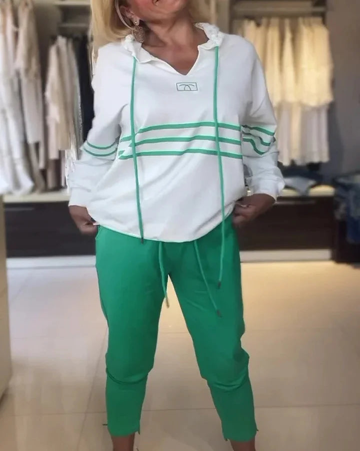 Divu daļu komplekts ar svītrotu augšu