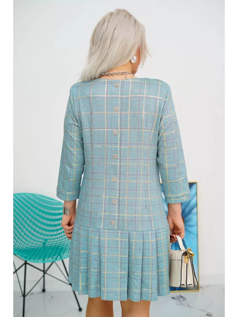 Augstas kvalitātes modes kleita