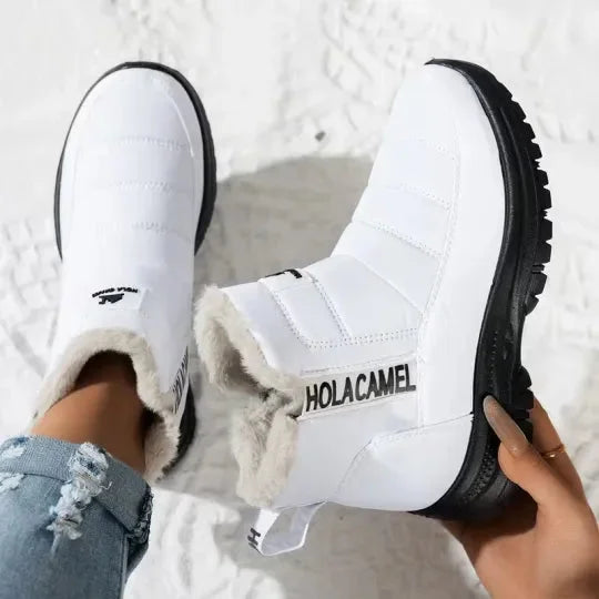 Sieviešu ziemas zābaki ar īpašu neslīdošu zoli